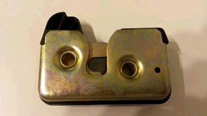 1H6827505B VAG ZAMEK klapy tył. VW GOLF III MK3