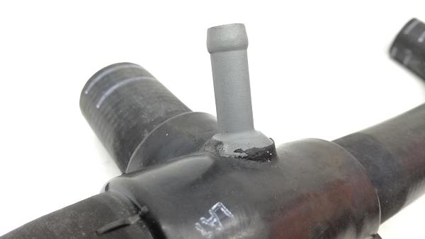 4D0121101D VAG WAZ WODNY AUDI A8 D2 4,2 RURA WĄŻ PRZEWÓD WODY 4D0121101D  Audi A8 Audi S8 D2