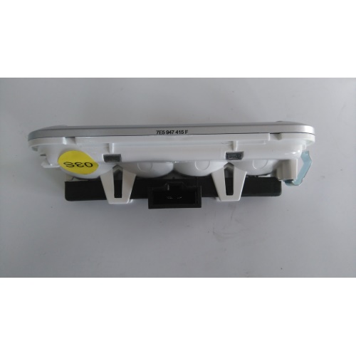 7E5947415F72A VAG Lampka z napisem Caravelle stopnia wejściowego srebrna LED  VW T5 TRANSPORTER 7E