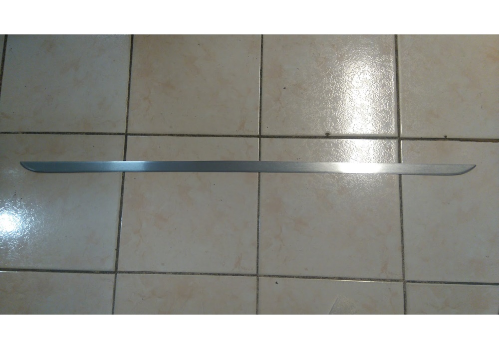 XAK107POA5CB VAG STALOWA LISTWA OCHRONNA BAGAŻNIKA POLO 6r