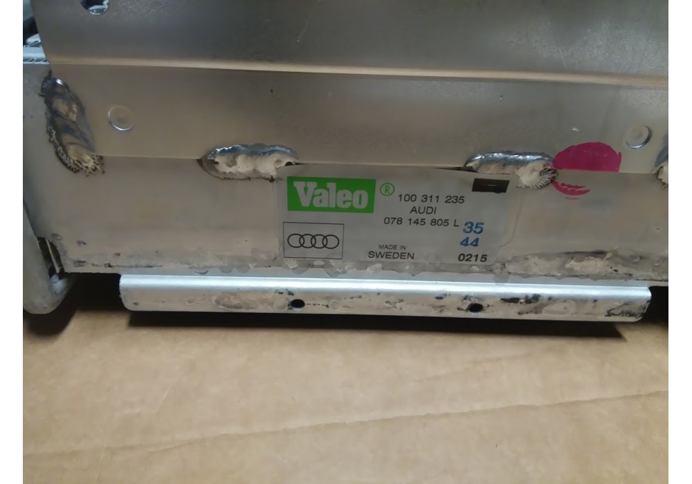 078145805L VAG CHLODNICA INTERCOOLER AUDI A6 C5 2.7BT ALLROAD