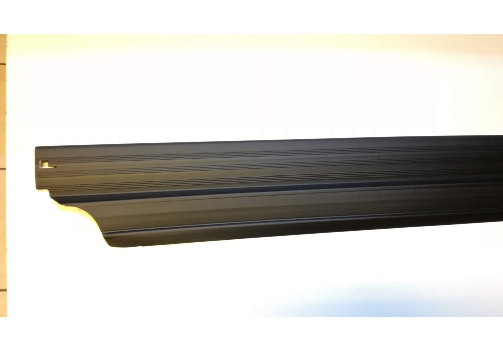 89585349101C VW CLASSIC Listwa progowa czerń satynowa