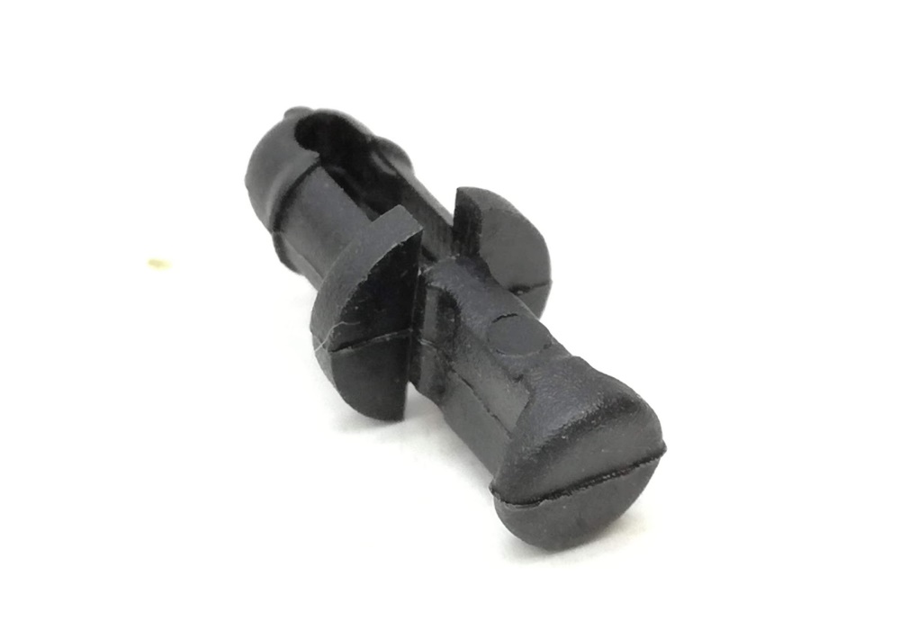 893823740 VW CLASSIC Spinka zaczep uszczelki maski silnika Audi 80