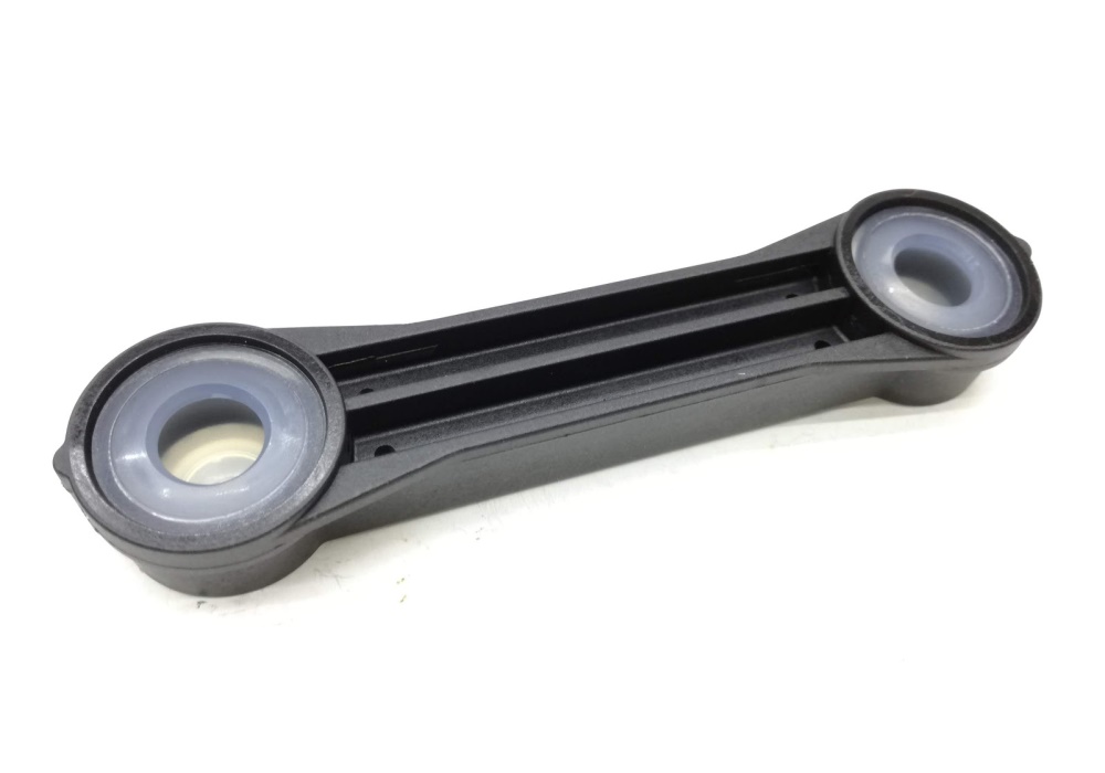 1J0711596E VW CLASSIC ŁACZNIK CIĘGNA ZMIANY BIEGÓW OCTAVIA/AQ VW Golf IV 97-