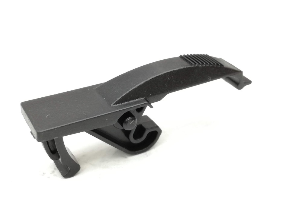 8E0955247 VAG Spinka zabezpieczająca pióro wycieraczki Audi A4  Audi A4 B6