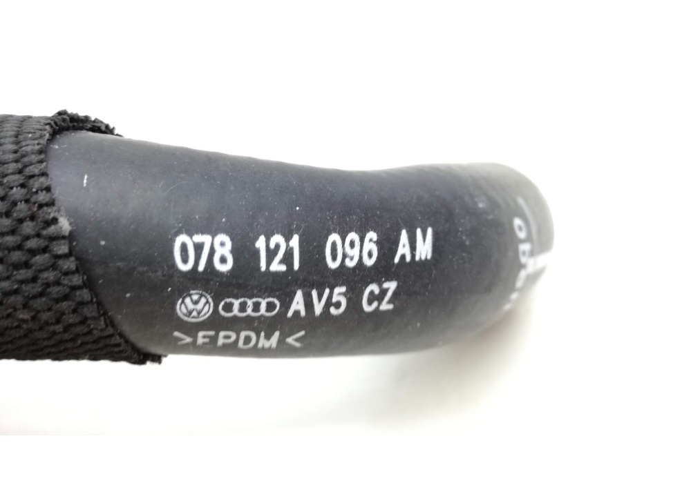 078121096AM VW CLASSIC Wąż cieczy chłodzącej