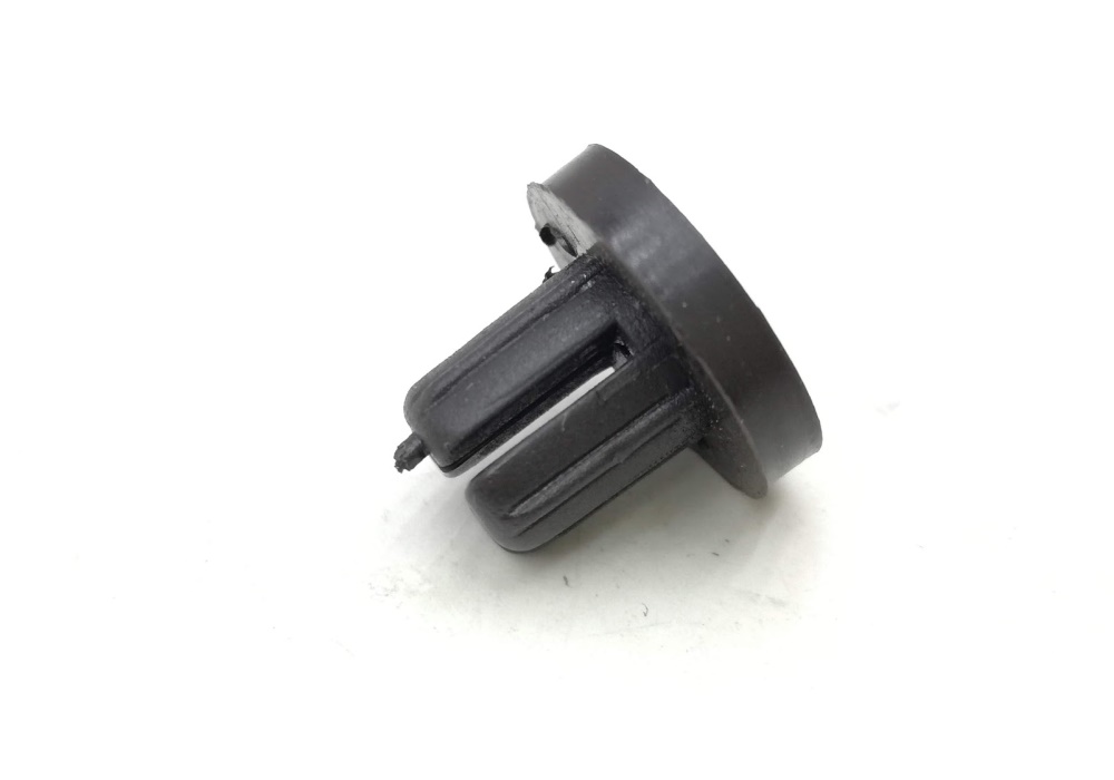 865853231A VAG Nit rozprezny zabezpieczenia mocowania emblematu 865853231A VAG Nit rozprezny zabezpieczenia mocowania emblematu