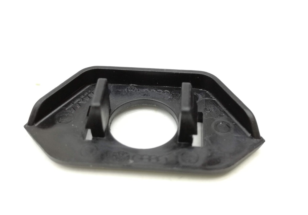 893862290 VW CLASSIC KAPA zaślepka. Audi 80 B3