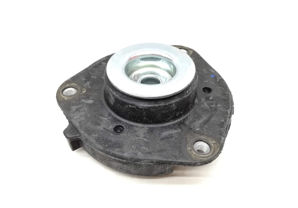 1K0412331B VAG PODUSZKA ŁOŻYSKA PRZEDNIEGO AMORT. - VW Golf 05-