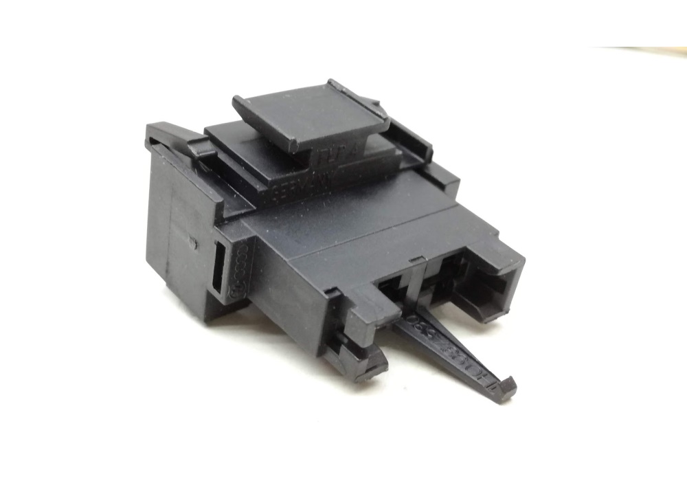 1H0937530 VAG Skrzynka bezpiecznikow VW GOLF III MK3