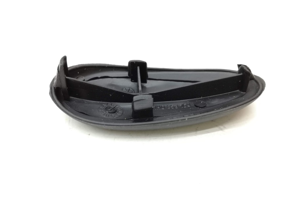 1H0853169B41 VAG Zaślepka anteny w błotniku  VW GOLF III MK3  46,8X17MM