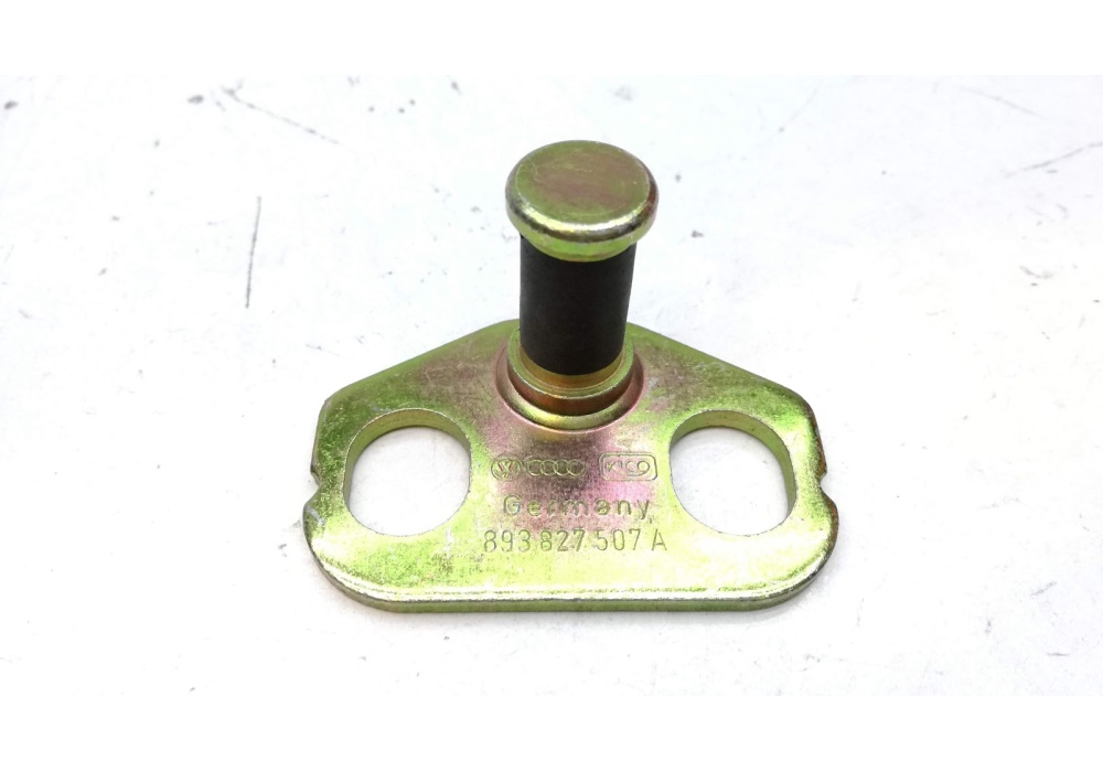 893827507A VW CLASSIC ZACZEP rygiel ZAMKA