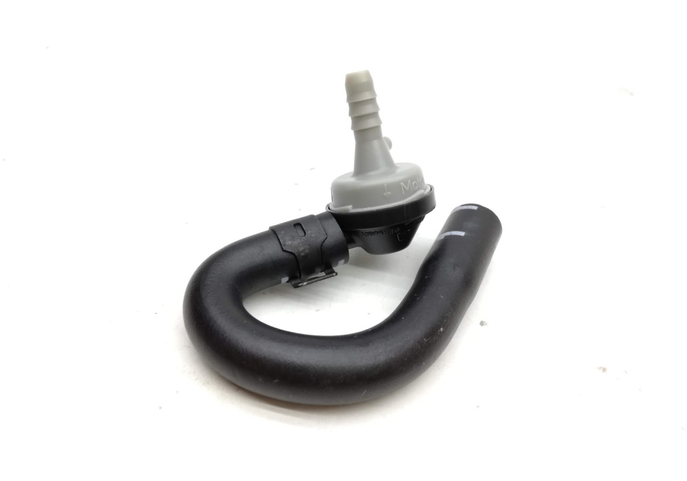 1C0133240 VAG PRZEWOD Z ZAWORKIEM AWU,AWP,AWV, BKF,BNU