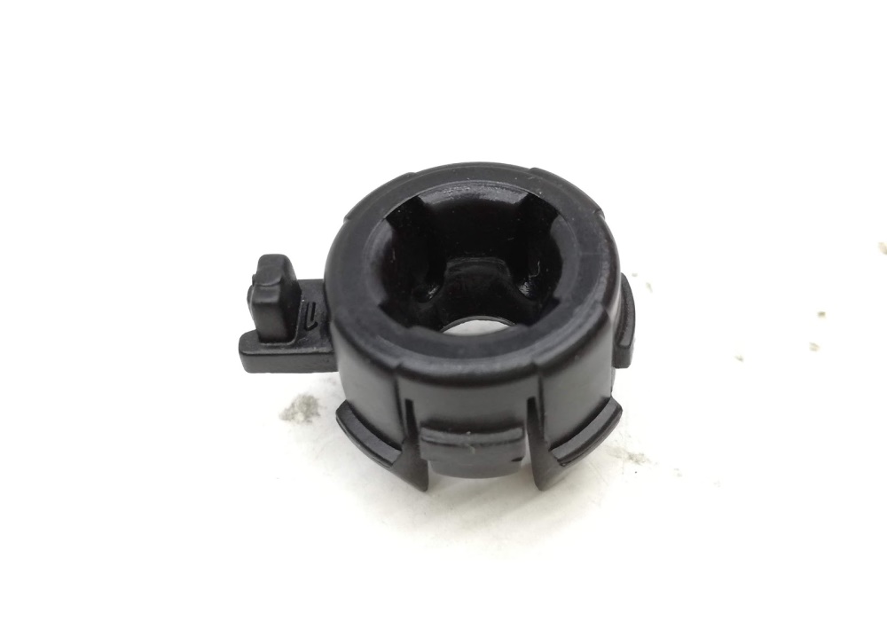 867941142 VAG Kostka spinka przegub mocowania reflektora VW