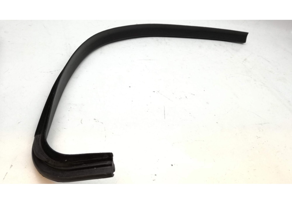 193839477B VW CLASSIC window slot seal