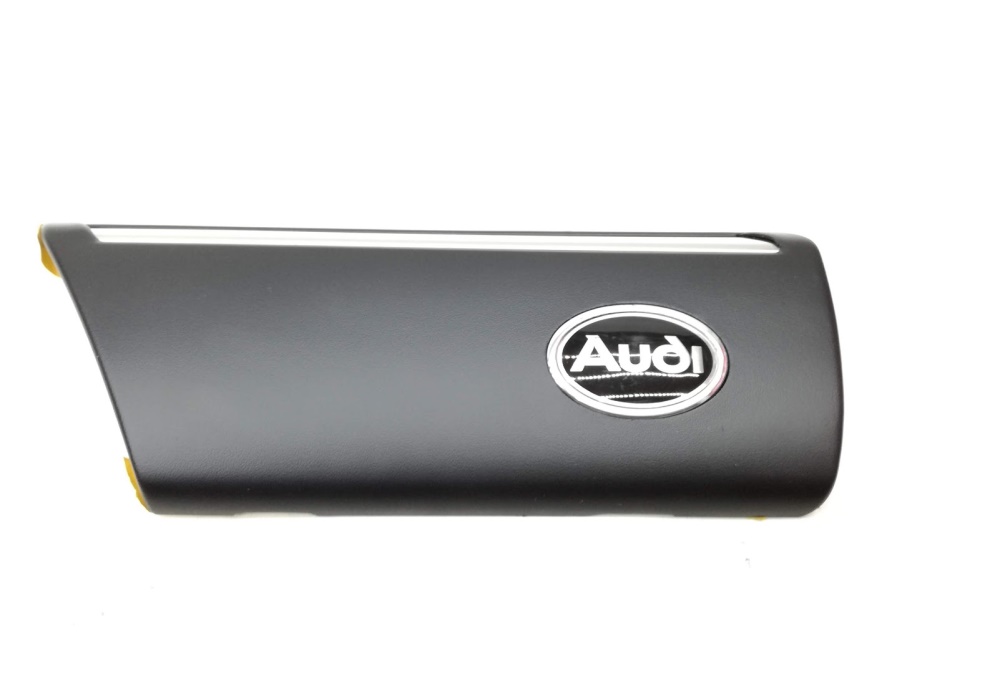 447853971D01C VAG Listwa ochronna błotnika listwa ozdobna (wysoki połysk) lewo-tyl gora Audi 100