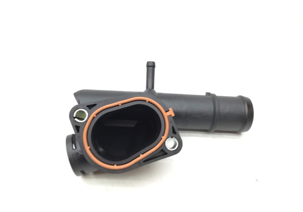03L121132A VAG OBUDOWA TERMOSTATU