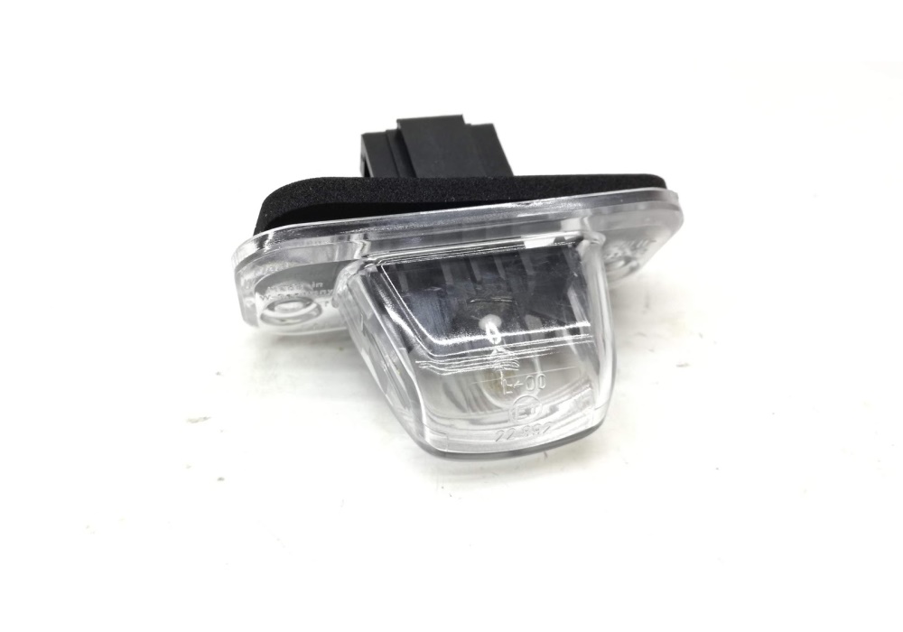 701943021 VW CLASSIC LAMPKA OSWIETLENIA TABL Volkswagen VW T4