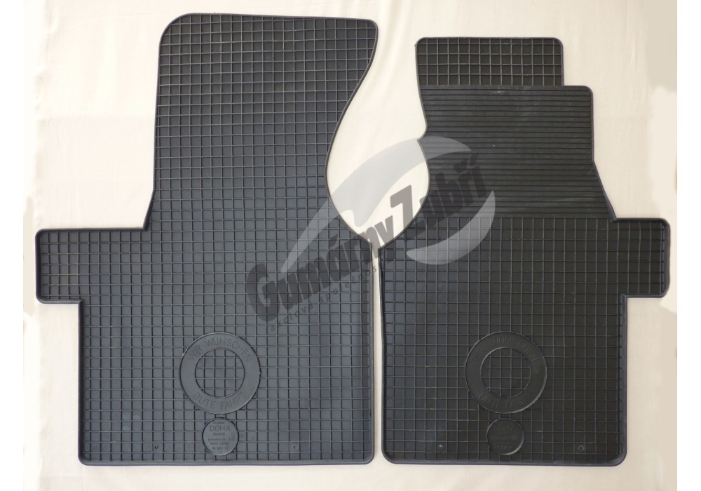 156012699 GUMARNY-ZUBRI DYWANIKI GUMOWE VW T4 PRZOD