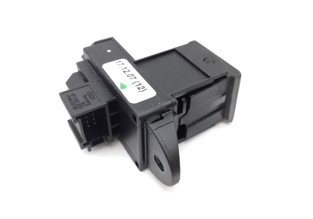 4F1927225B VAG Przełącznik elektromechan. hamulca postojowego Audi A6 Audi A6 C6 (2004-2011)