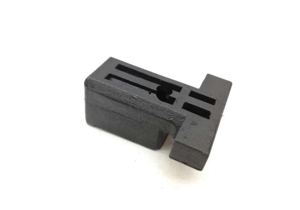 1638205 FORD ELEMENT LEWARKA