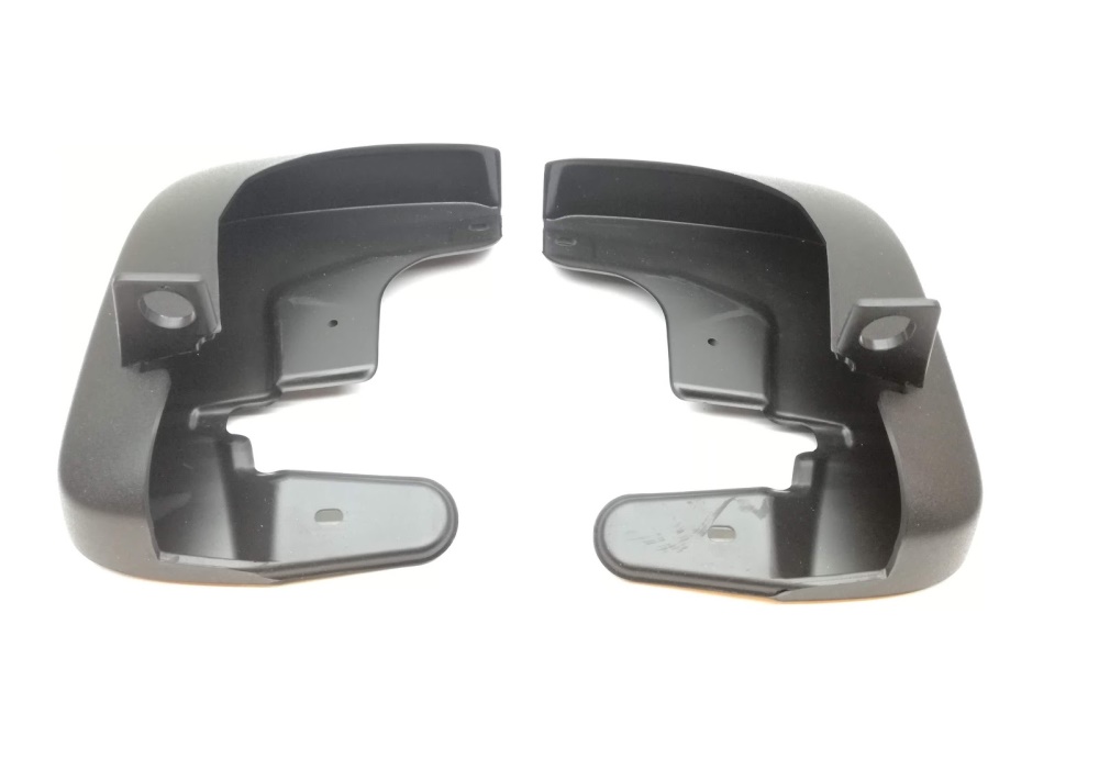 8P0075111 VAG CHLAPACZE PRZÓD AUDI A3 2004-2013 Audi A3 8P (2003-2012)