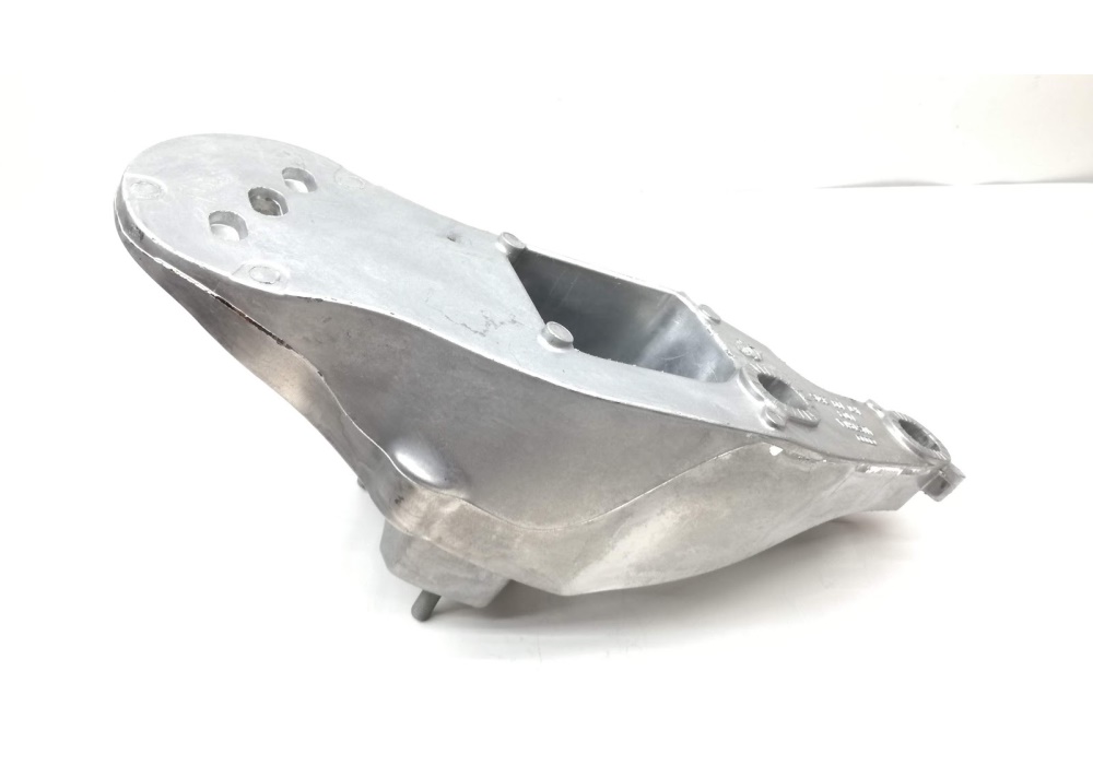 4F0199351S VAG Wspornik mocowanie stabilizatora przód lewy Audi A6 C6