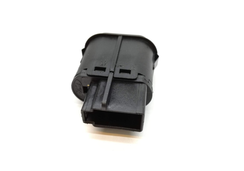 6706942 FORD WLACZNIK OGRZEWANIA FOTELA Ford