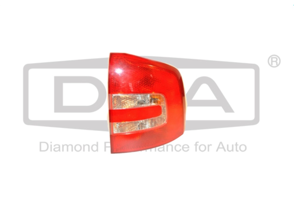 1Z9945112B/DPA DPA lampa tył Octavia Combi II 04-13