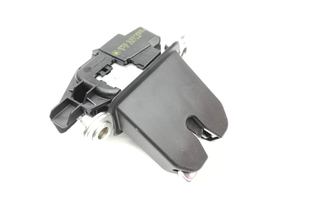 5J0827501D VAG ZAMEK KLAPY BAGAŻNIKA FABIA II DO ZAMKA CENTR.