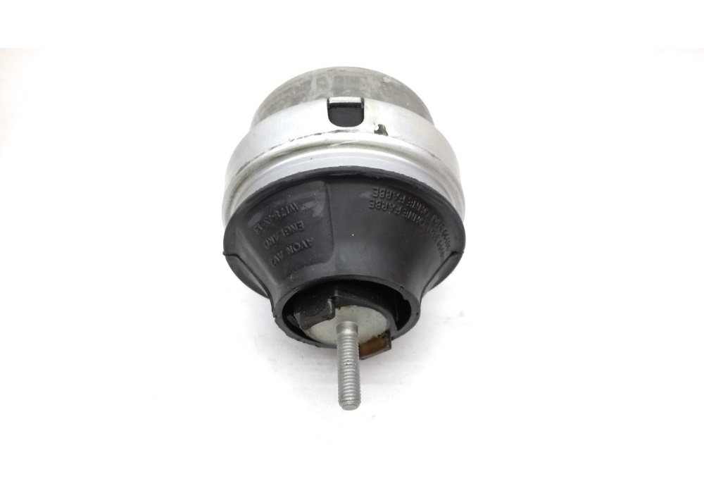 8D0199379AQ VAG PODUSZKA SILNIKA Audi A4 B5 95-