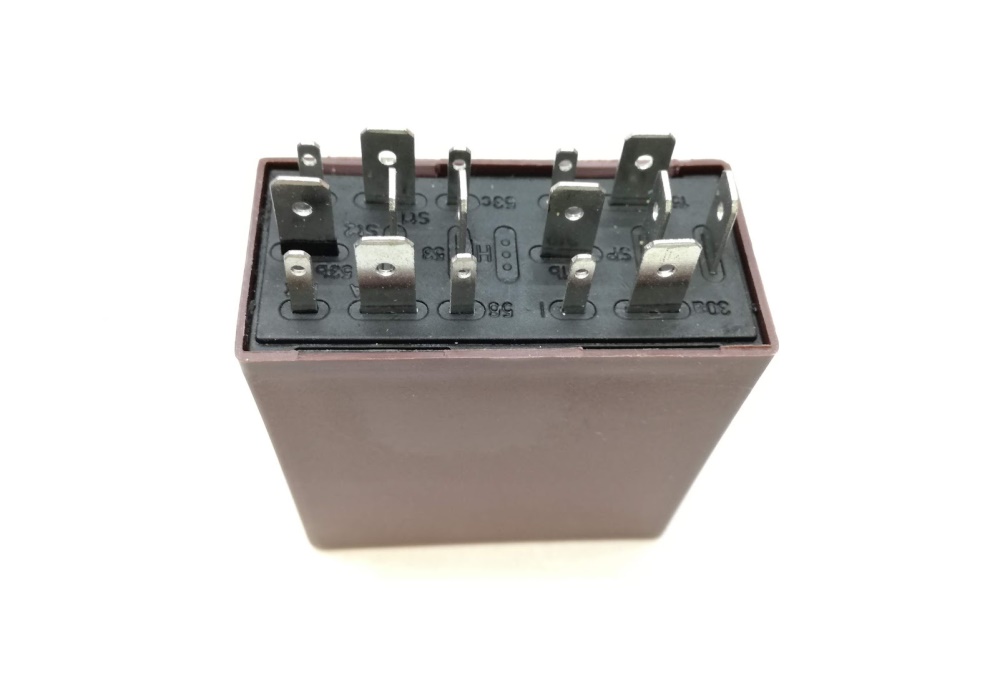 113602 TOPRAN PRZEKAZNIK WYCIERACZEK