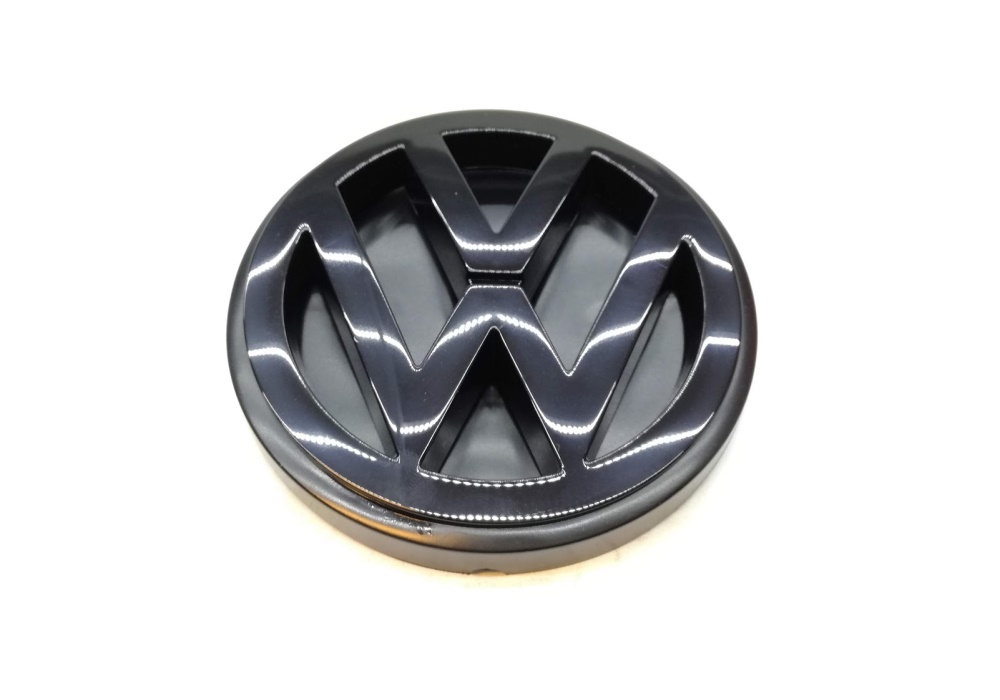 701853601C01C VW CLASSIC Emblemat znak symbol VW tył VW T4 VW emblem black T3 T4 Volkswagen VW T4 - czarn