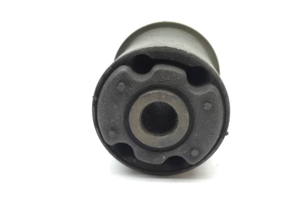 0402642 OPEL TULEJA BELKI TYŁ