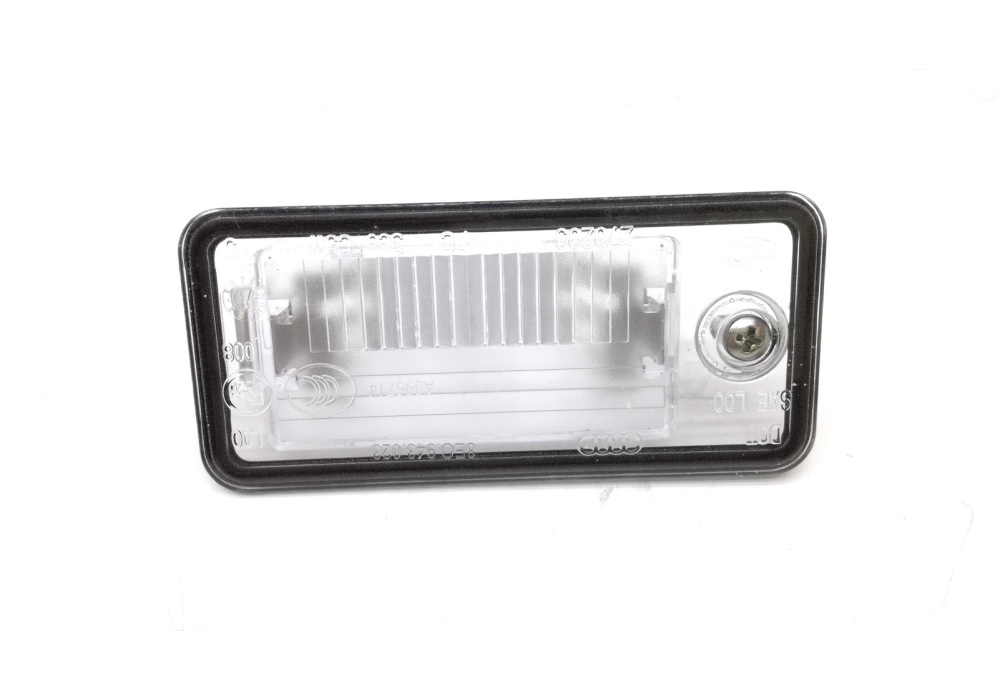 8E0943021B VAG Lampka tablicy rejestracyjnej AUDI /ORYG.  Audi A4 B6 lewa