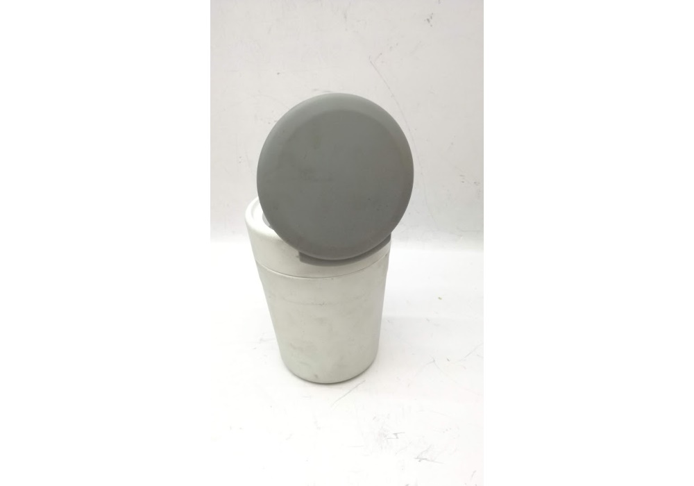 000061142 VAG POJEMNIK NA DROBIAZGI - WNĘKA NA KUBEK