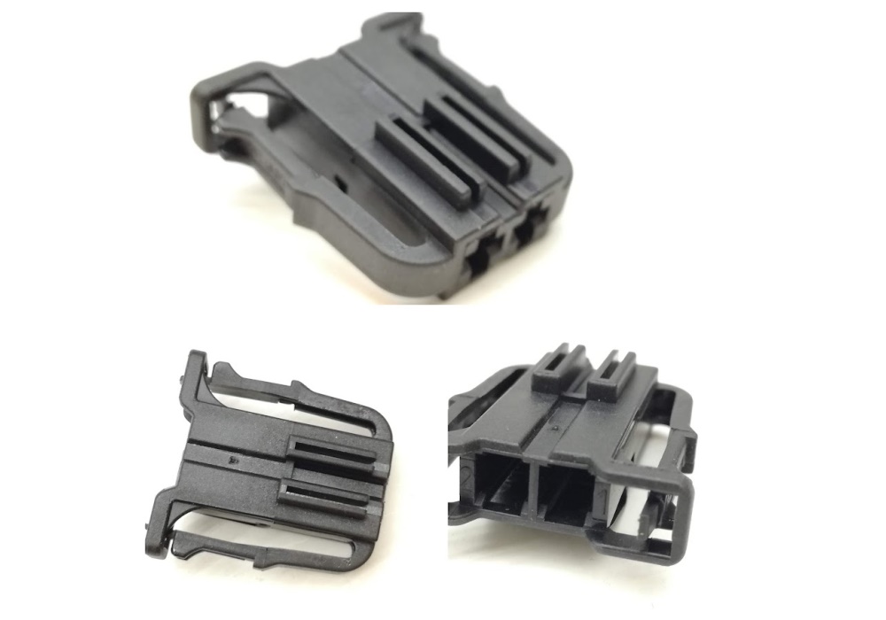 1J0972923 VAG Oprawka wtyczki wtyczka oświetlenia tablicy tejestracyjnej  VW Skoda