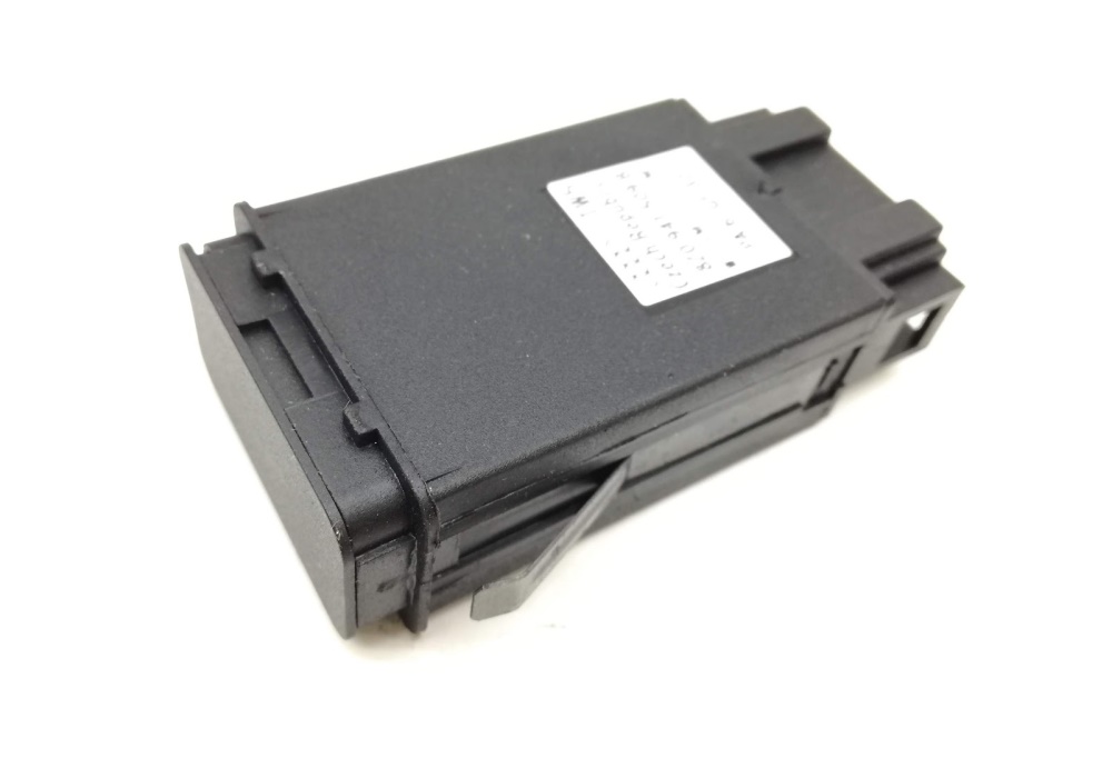 8Z0941509B VW CLASSIC Przerywacz przekaźnik kierunkowskazów świateł awaryjnych Audi A2 6 stykow