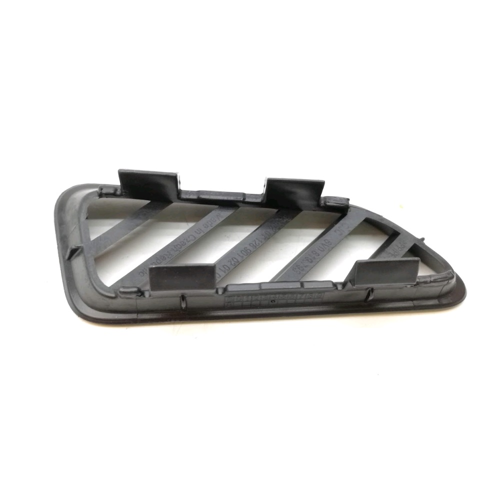 6V08197939B9 VAG Kratka wlotu powietrza czerń satynowa