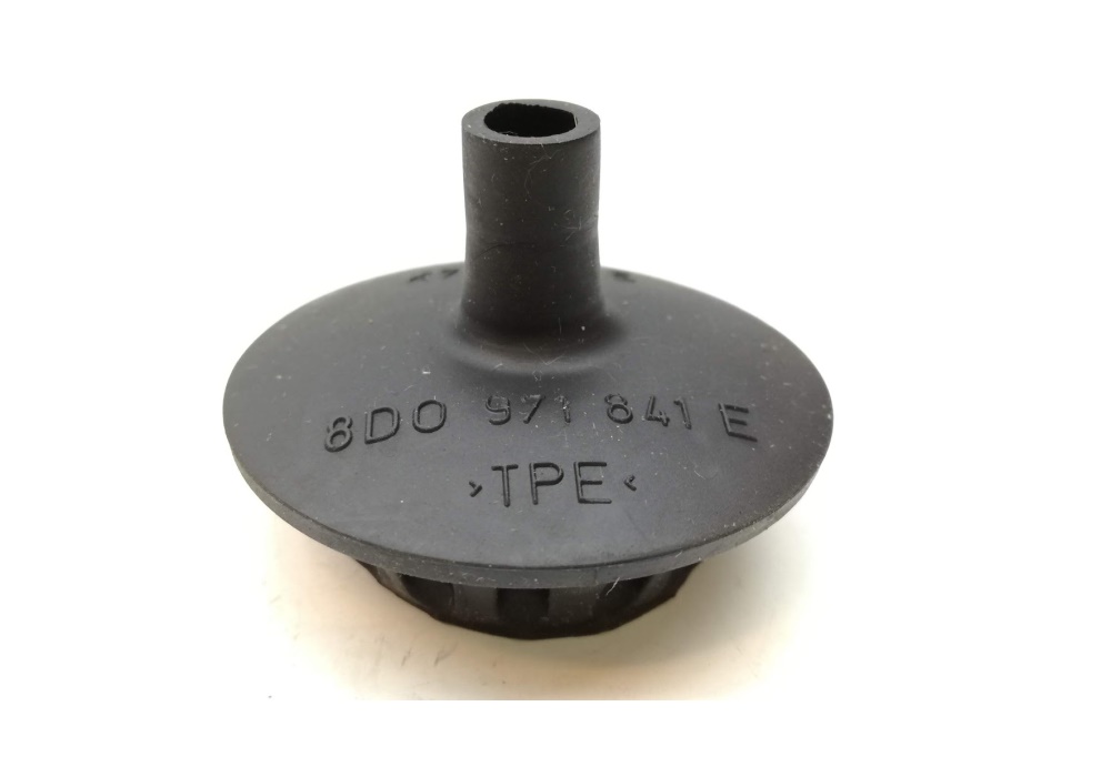 8D0971841E VAG TULEJA