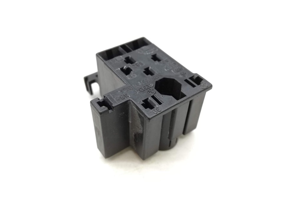 867971999A VAG Oprawka wtyczki ze styk.płask. Housing