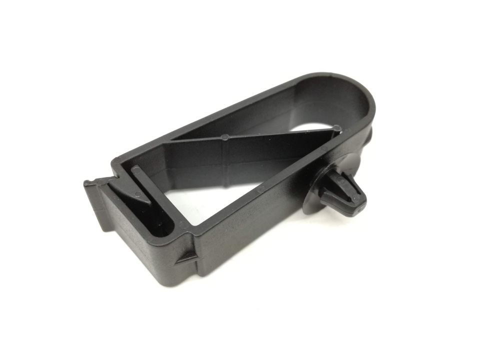 8D0971848M VAG Uchwyt Podłużnica 18X50