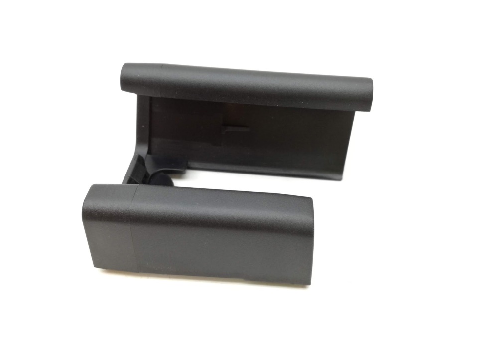 8V0881348B01C VAG Pokrywa prowadnicy czerń satynowa