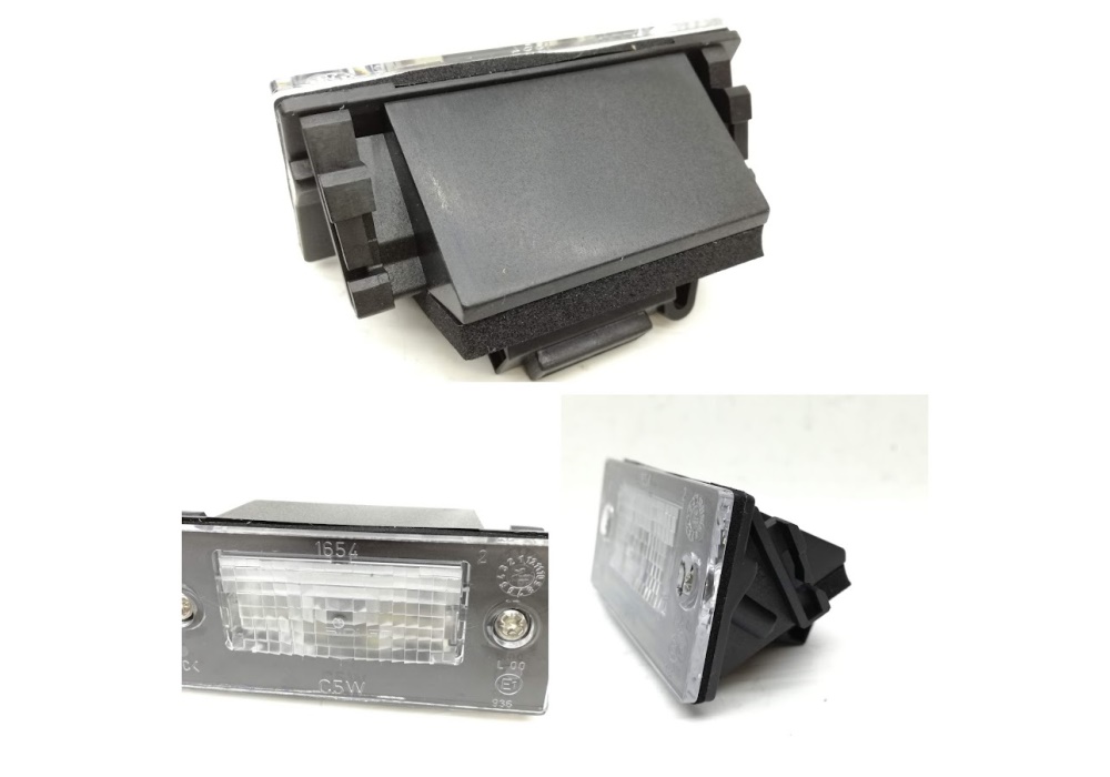 8D9943021G VW CLASSIC LAMPKA OŚWIETLENIA TABLICY Audi A4 B5 95-