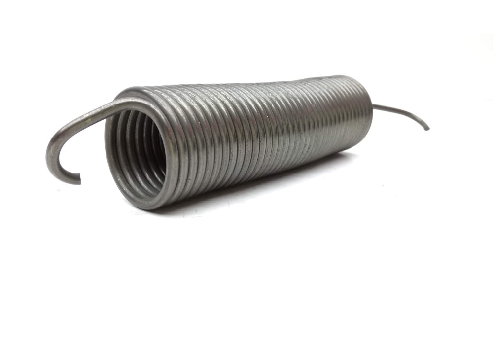 443827511B VAG sprezyna sciagajaca klapy tył Audi 100 82-