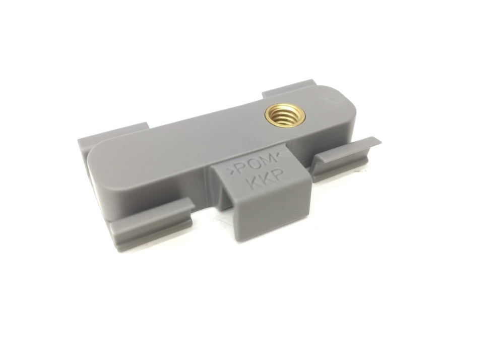 8P3853826 VAG Klip spinka spinki listwy dolnej drzwi Audi A3 8P (2003-2012) prawa