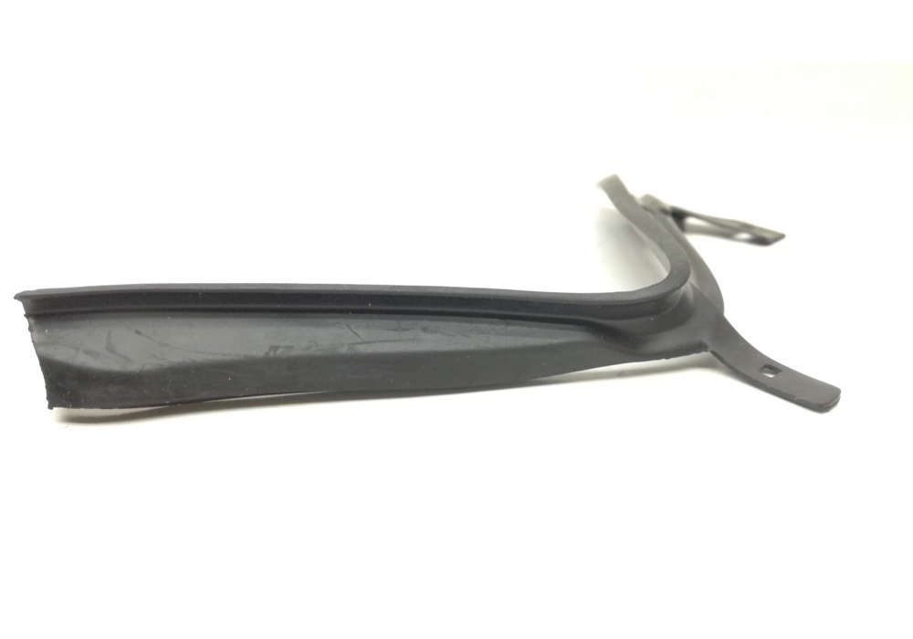 4B3941191 VW CLASSIC PRZESŁONA uszczelka reflektora Audi A6 C5 lewa