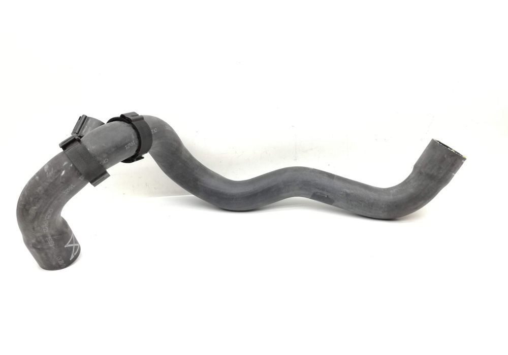 7H0122101 VAG Przewód gumowy ukł. chłodzenia VW MULTIVAN V,TRANSPORTER V 2.5 TDI 03- Volkswage