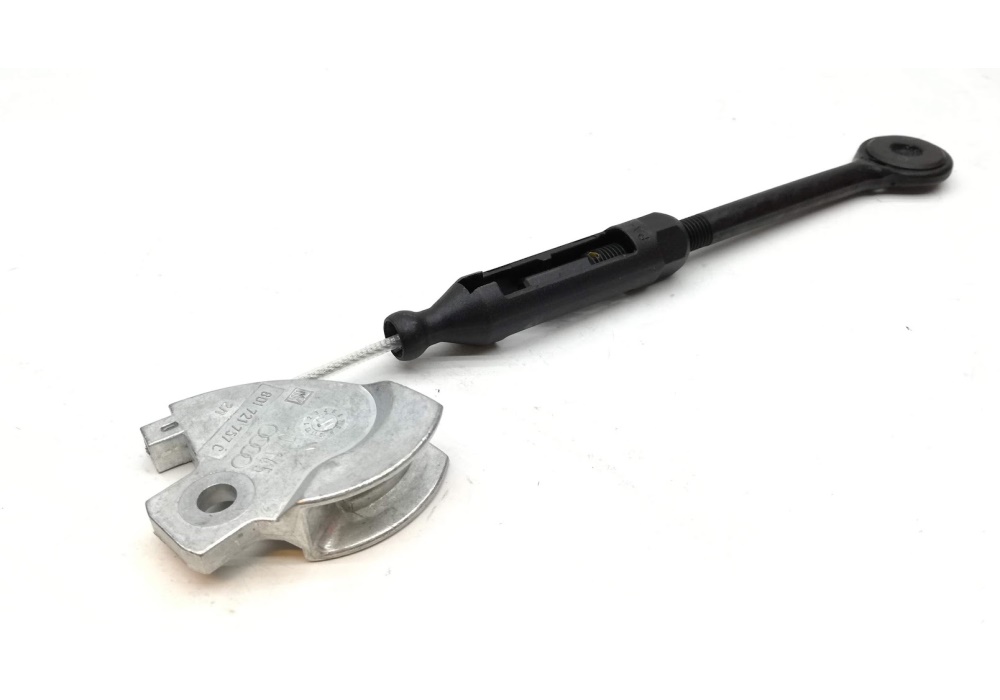 8D1721757C VAG ZACZEP LINKI GAZU LINKA Audi A4 B5 95-