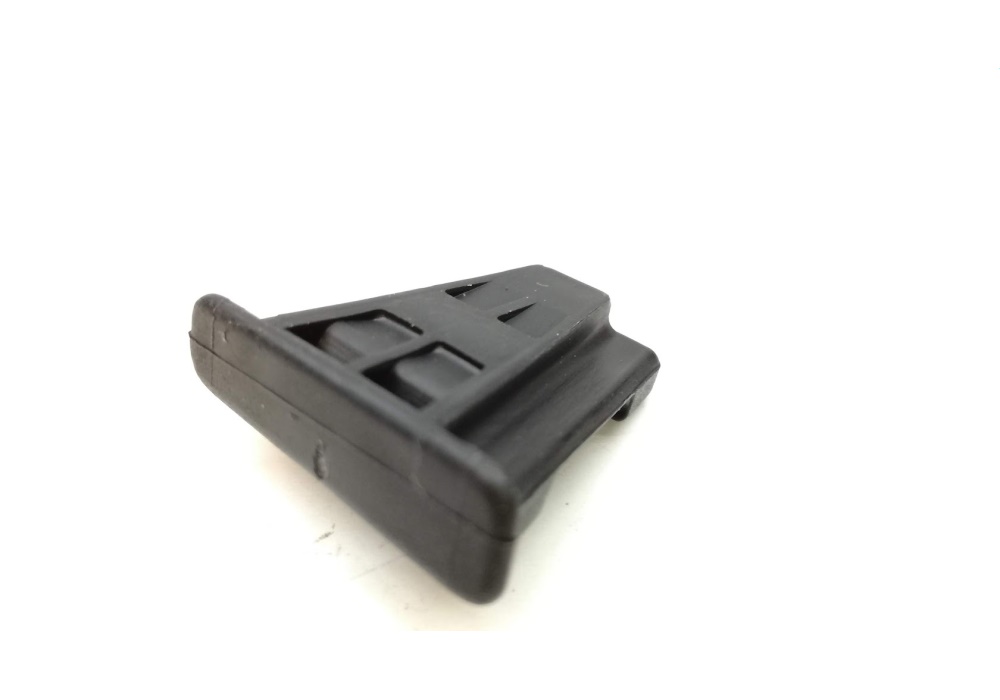 89385311301C VW CLASSIC Zaślepka listwy